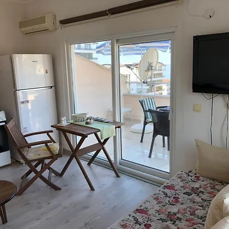 בית אירוח Cozy In אלאניה